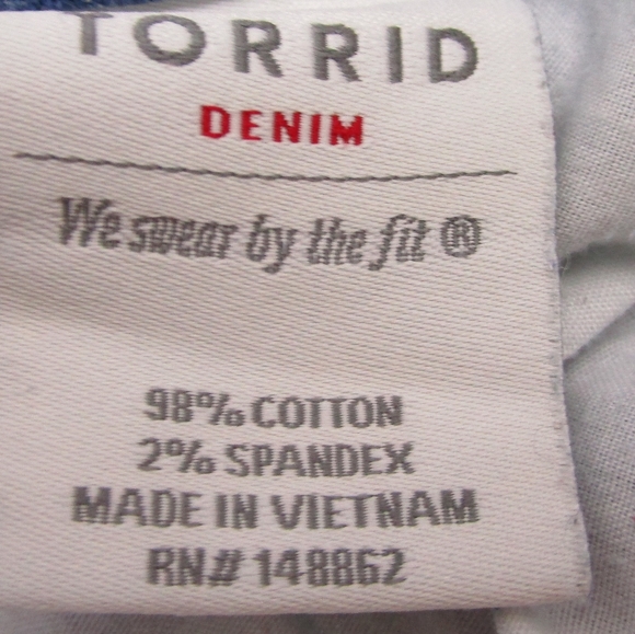 Torrid Jean Shorts - Picture 4 of 4